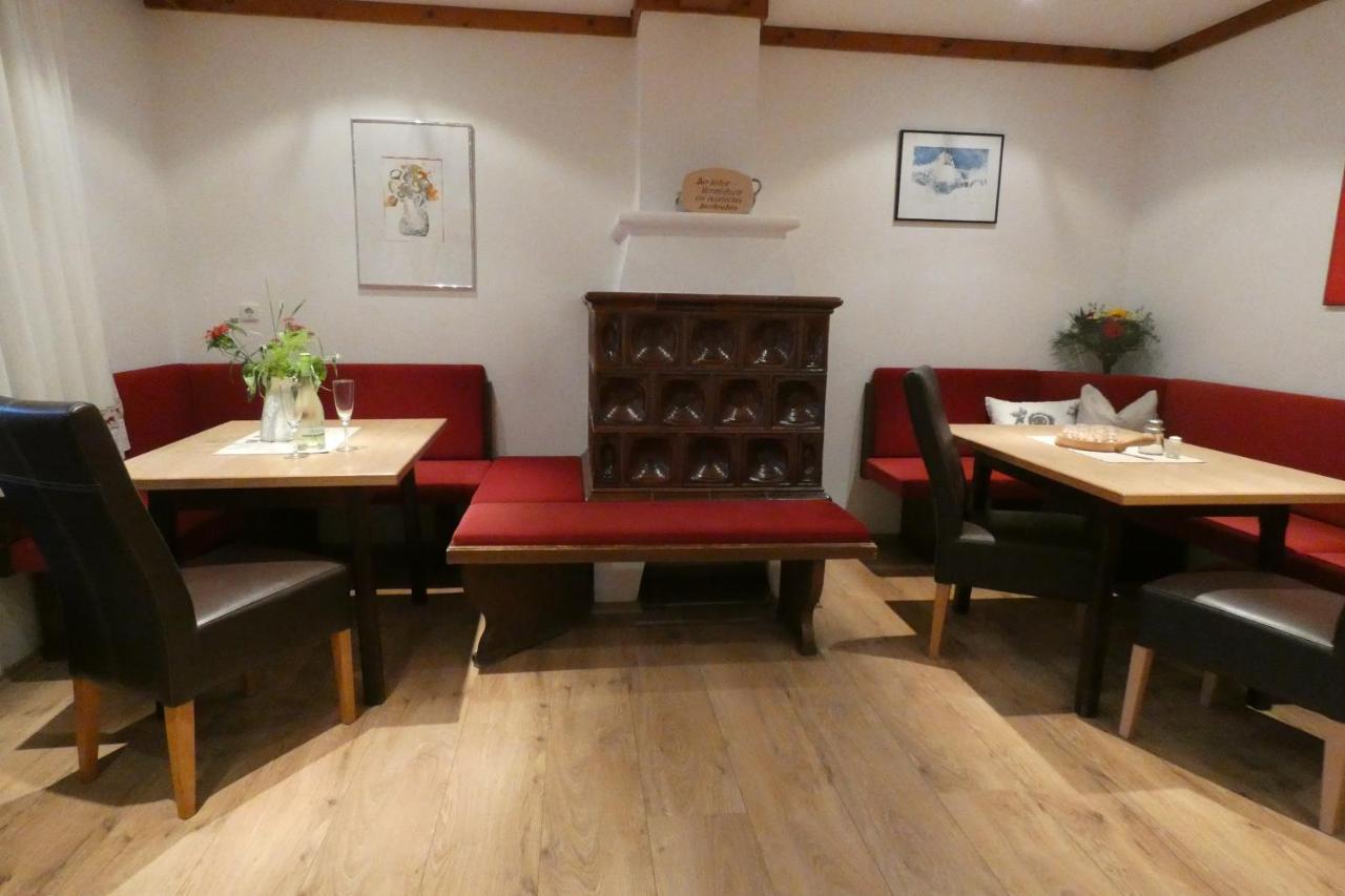 Gaestehaus Reichholf Neukirchen am Großvenediger Buitenkant foto