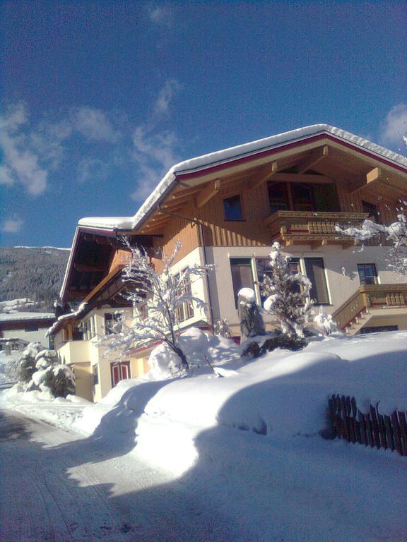 Gaestehaus Reichholf Neukirchen am Großvenediger Buitenkant foto