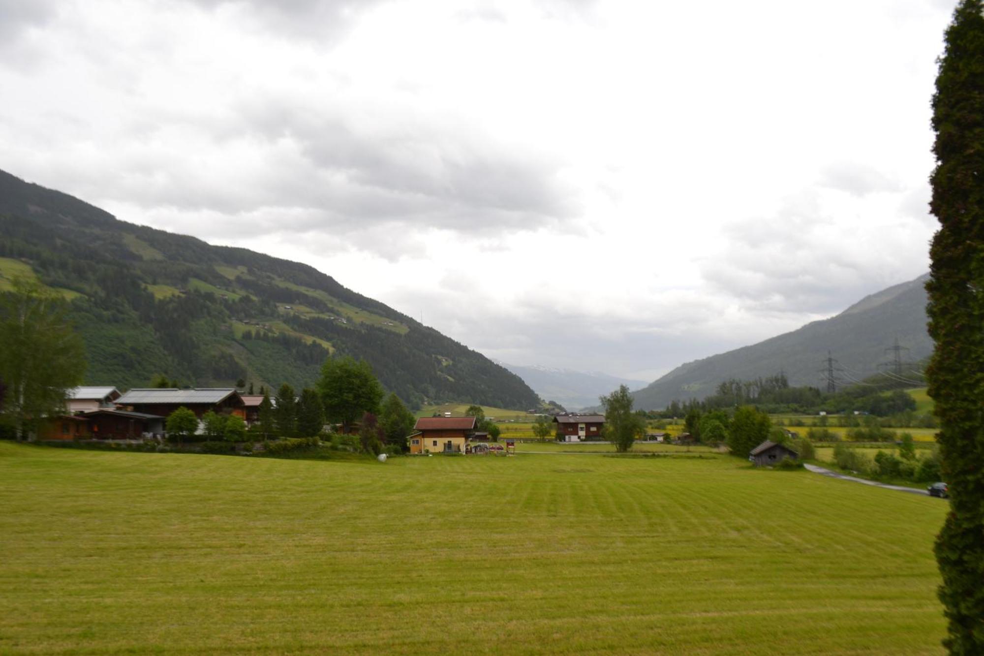 Gaestehaus Reichholf Neukirchen am Großvenediger Buitenkant foto