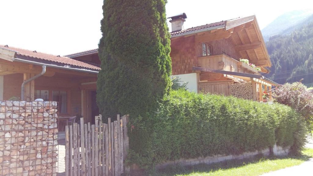 Gaestehaus Reichholf Neukirchen am Großvenediger Buitenkant foto